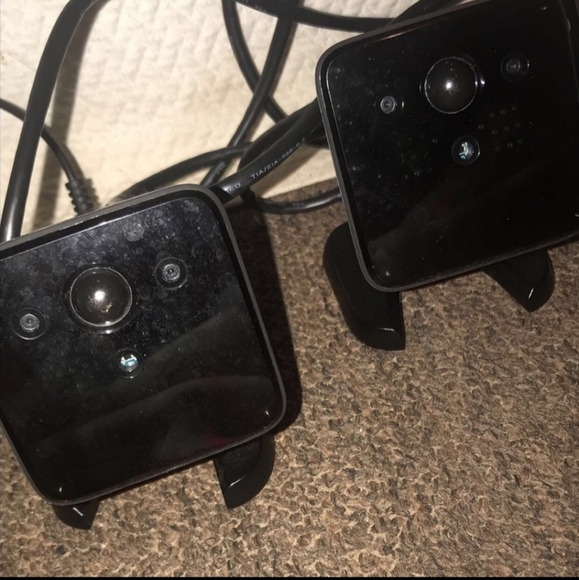 Cameras - Picture 3 of 3